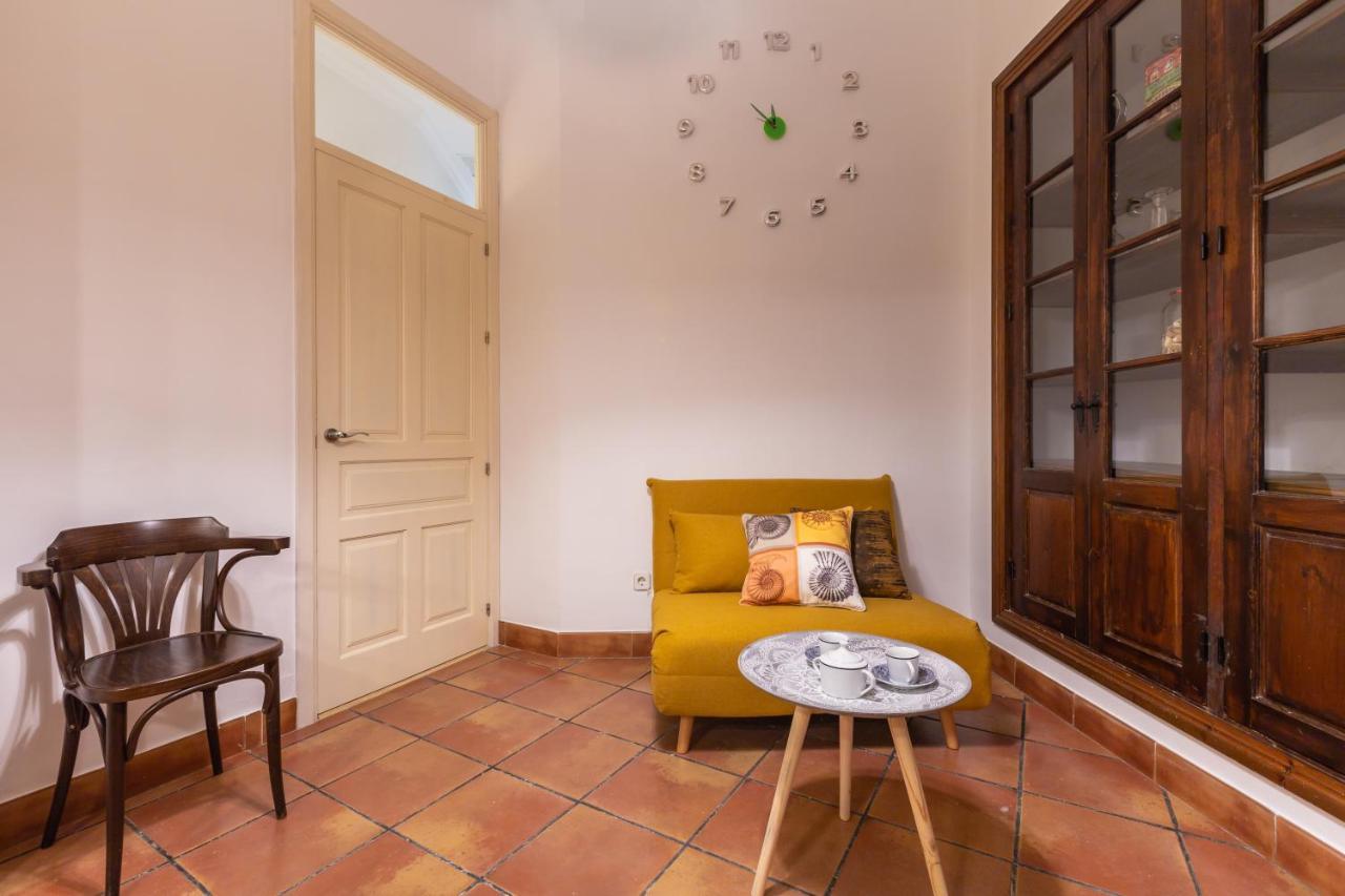 Apartamento Molina Lario Catedral มาลากา ภายนอก รูปภาพ